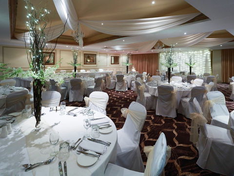 Grand Mercure The Hills Lodge - Hobart Tourism 6