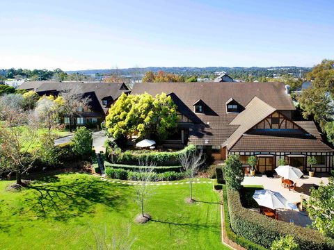 Grand Mercure The Hills Lodge - Hobart Tourism 7