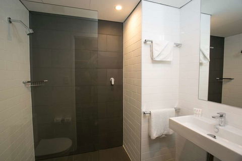 Alpha Hotel Eastern Creek - Tourism TAS 6