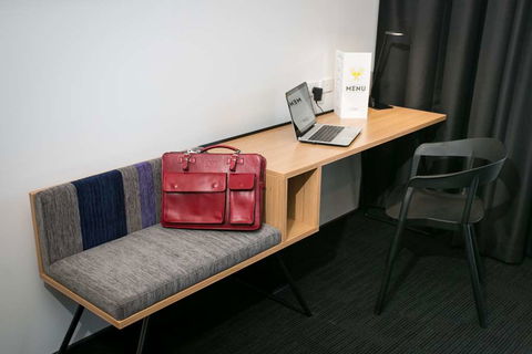 Alpha Hotel Eastern Creek - Tourism TAS 10