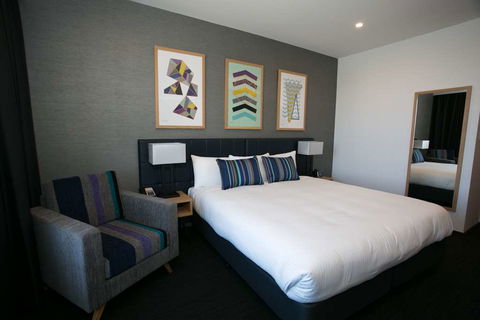 Alpha Hotel Eastern Creek - Tourism TAS 12
