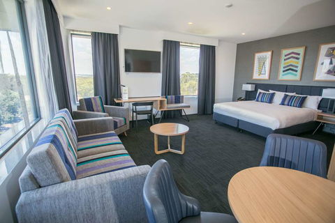 Alpha Hotel Eastern Creek - Tourism TAS 13