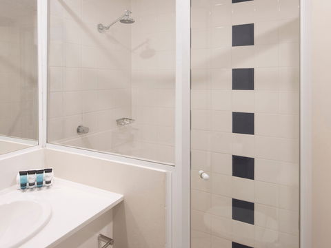 Mercure Sydney Blacktown - Hobart Tourism 15