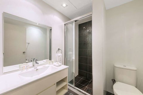 The Macleay Serviced Apartment Hotel - Tourism TAS 4