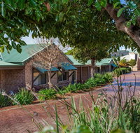 Quality Suites Banksia Gardens - Tourism TAS