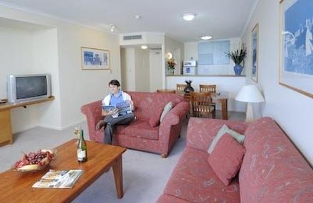 Central Dockside Apartment Hotel - Hobart Tourism 4