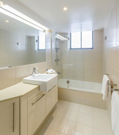 Central Dockside Apartment Hotel - Hobart Tourism 9