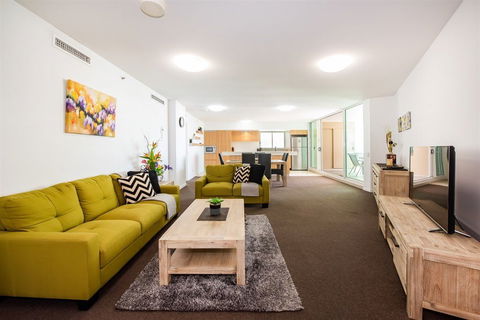Lanai Riverside Apartments - Tourism TAS 5