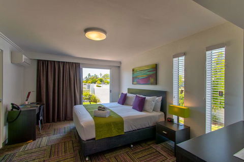 Mackay Oceanside Central Hotel - Tourism TAS 3