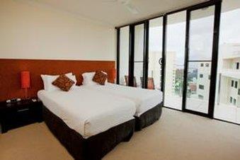 Piermonde Apartments, Cairns - Hobart Tourism 8