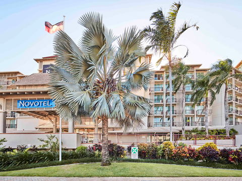 Novotel Cairns Oasis Resort - Hobart Tourism 0