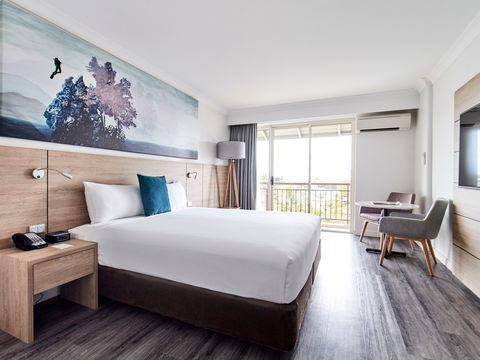 Novotel Cairns Oasis Resort - Hobart Tourism 1
