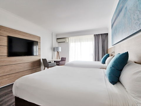 Novotel Cairns Oasis Resort - Hobart Tourism 3