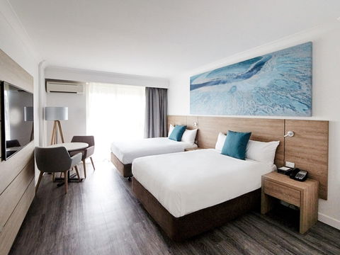 Novotel Cairns Oasis Resort - Hobart Tourism 5