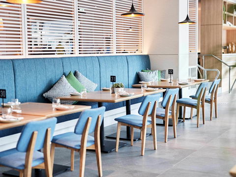 Novotel Cairns Oasis Resort - Hobart Tourism 12