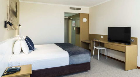 Pacific Hotel Cairns - Tourism TAS 4