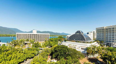 Pacific Hotel Cairns - Tourism TAS 8