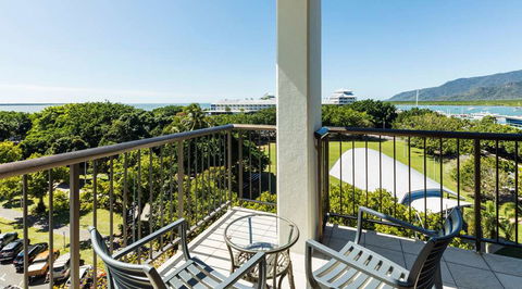 Pacific Hotel Cairns - Tourism TAS 10