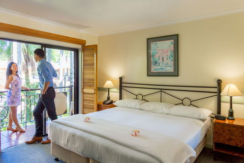 Palm Royale Cairns - Hobart Tourism 3