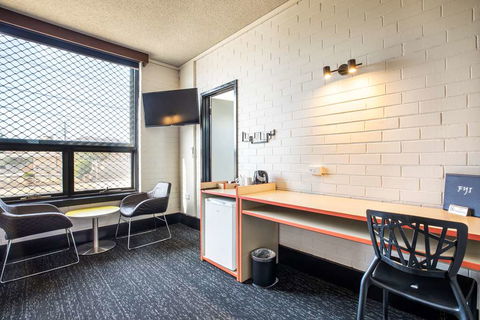 Nightcap At Glengala Hotel - Tourism TAS 1