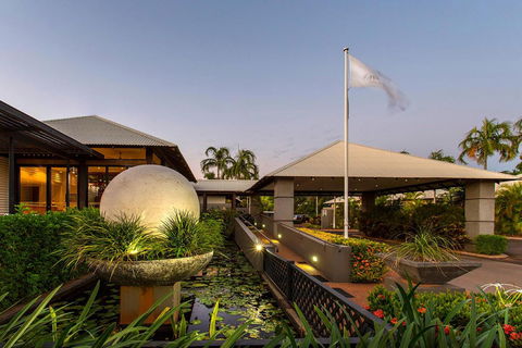 The Pearle Of Cable Beach - Tourism TAS 1