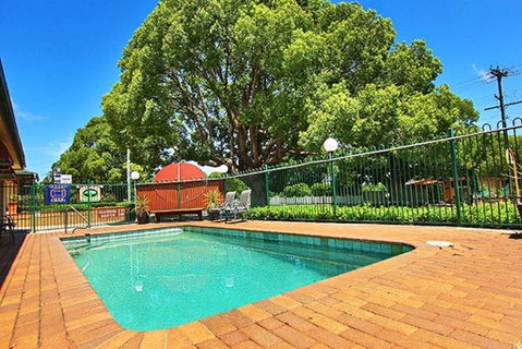 Garden City Motor Inn - Hobart Tourism 1
