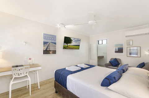 Beach House Motel - Hobart Tourism 1