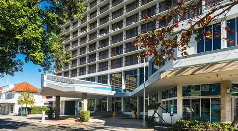Pacific Hotel Cairns - Tourism TAS 1