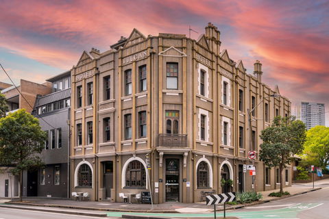 The Vulcan Hotel - Hobart Tourism 0