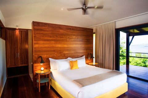 Qualia, Great Barrier Reef - Hobart Tourism 1
