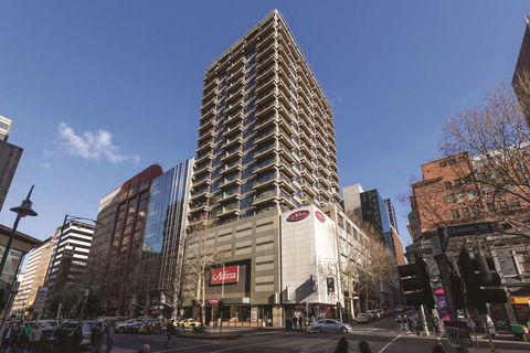 Adina Apartment Hotel Melbourne - Tourism TAS 1