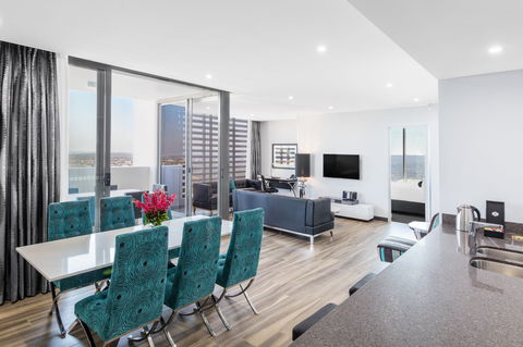 Meriton Suites Chatswood - Hobart Tourism 1