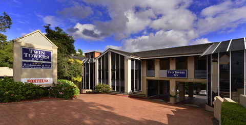 Twin Towers Inn - Hobart Tourism 0