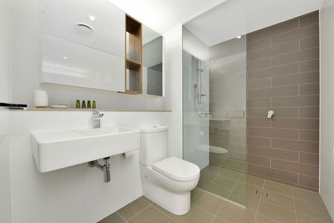 Astra Apartments MacQuarie Park - Tourism TAS 1