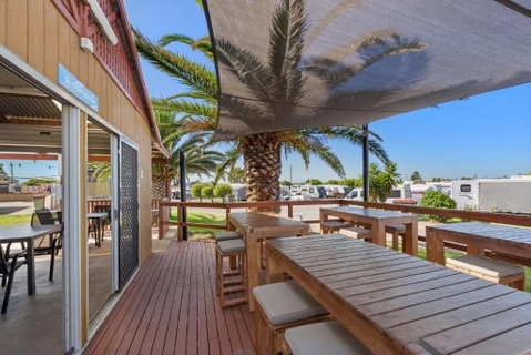 Discovery Parks Adelaide Beachfront - Tourism TAS 1