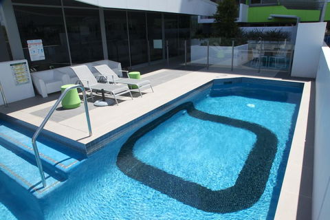 Code Apartments - Hobart Tourism 1