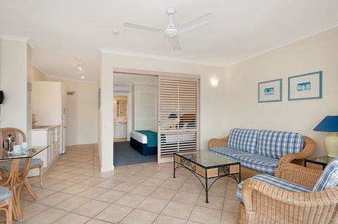 Macrossan House Boutique Holidays Apts - Hobart Tourism 2