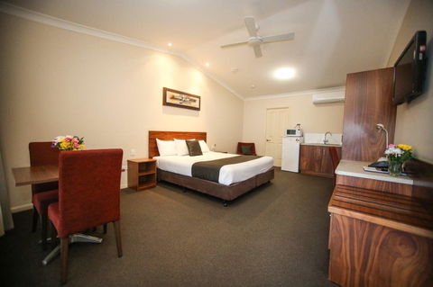 Roma Explorers Inn - Hobart Tourism 2