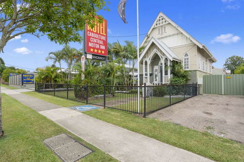Caboolture Central Motor Inn, SureStay Collection - Hobart Tourism 0