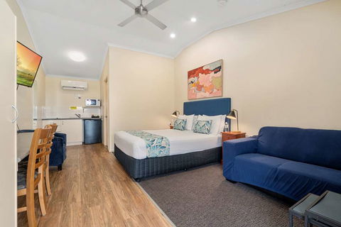 Caboolture Central Motor Inn, SureStay Collection - Hobart Tourism 11
