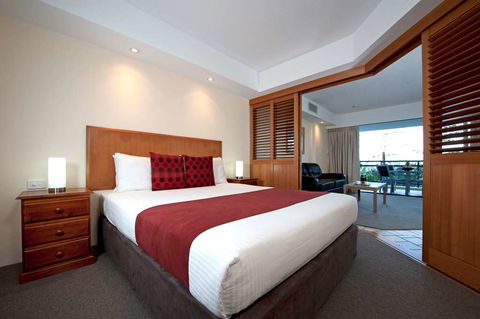 Ramada Resort Golden Beach - Tourism TAS 9