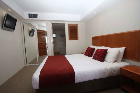 Ramada Resort Golden Beach - Tourism TAS 11