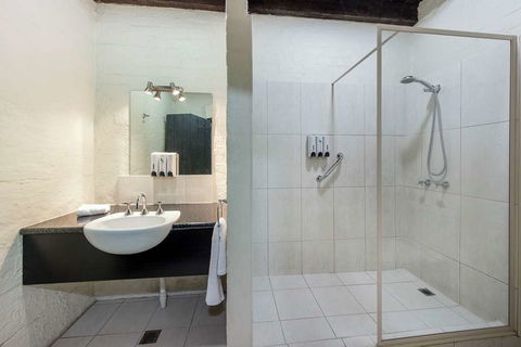 Leisure Inn Penny Royal Hotel & Apts - Tourism TAS 11