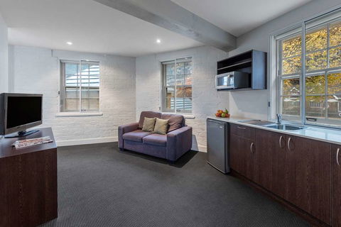 Leisure Inn Penny Royal Hotel & Apts - Tourism TAS 14