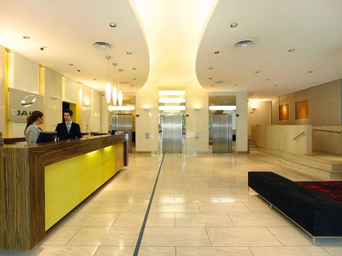 Oaks Embassy - Hobart Tourism 1