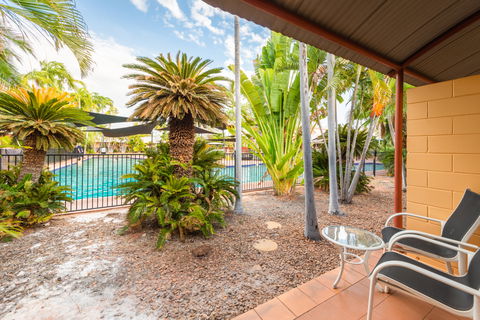 The Continental Hotel - Hobart Tourism 1