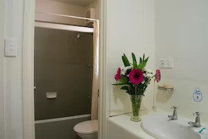 Roebuck Bay Hotel - Hobart Tourism 2