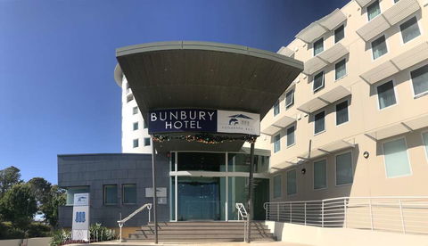 Bunbury Hotel Koombana Bay - Hobart Tourism 0