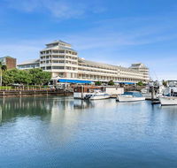 Shangri-La Hotel The Marina - Hobart Tourism