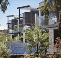 Aqua Resort - Hobart Tourism